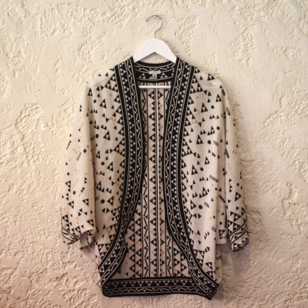 Ecote Pattern Cover Up